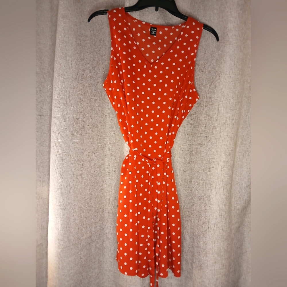 COPY - SHEIN WOMEN'S MEDIUM RED AND WHITE POLKA DOT SUMMER DRESS